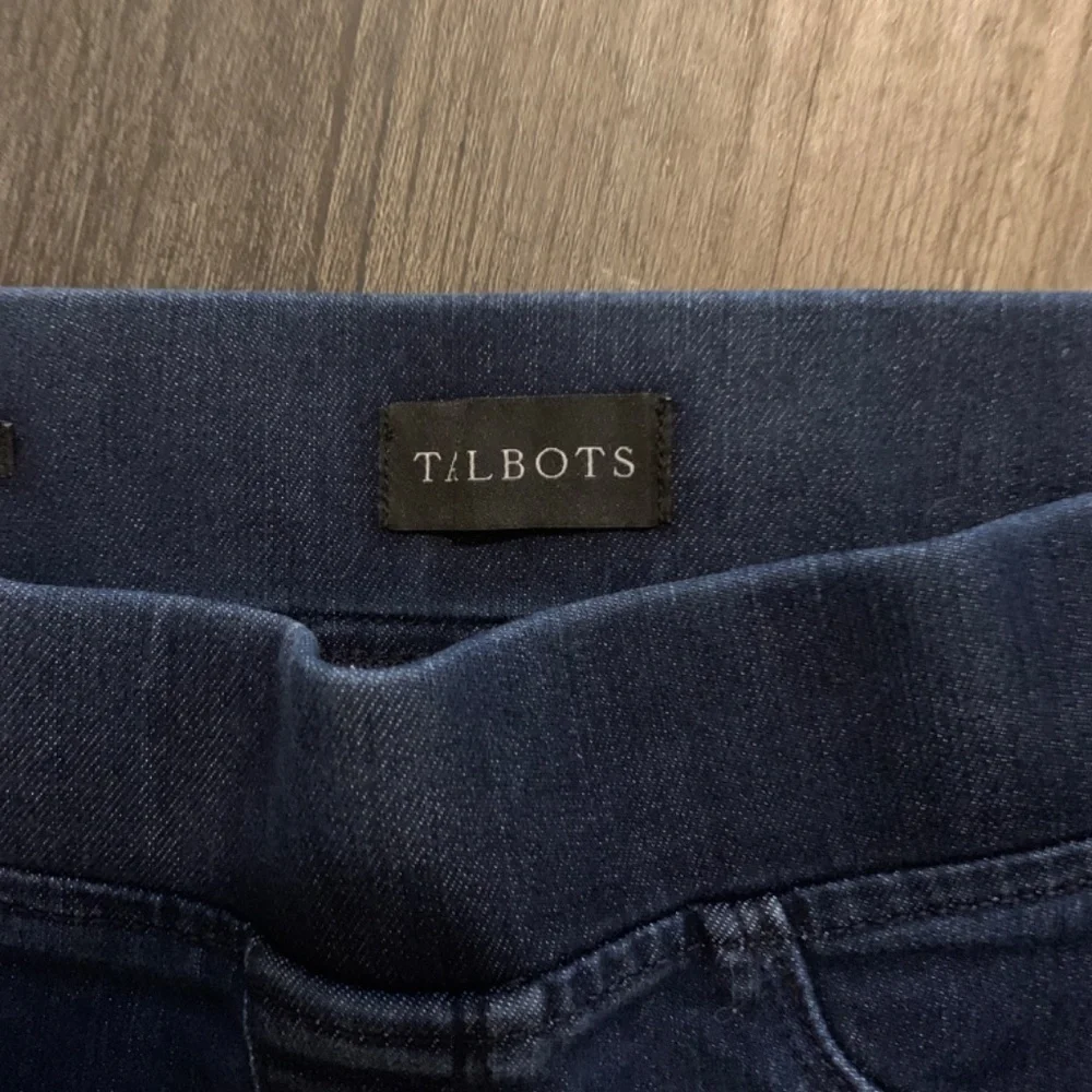 Talbots petites pull‎ on begging s. Worn a couple of times